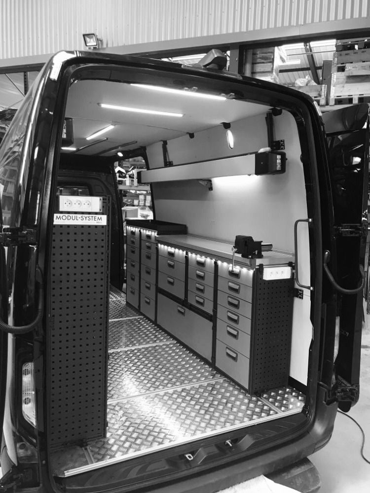 Special Vehicle Sourcing Consultation